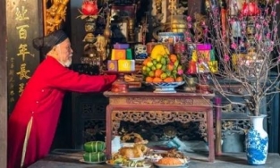 Bao sái bàn thờ cần kiêng kỵ gì và trình tự thực hiện