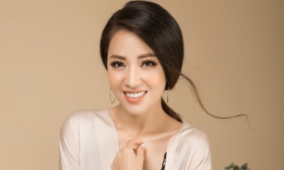 Loạt mỹ nhân showbiz lộ bụng bánh chưng sau Tết nhưng hotgirl này thì không