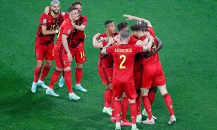 Lịch thi đấu bóng đá hôm nay 21/6: Liệu những chú lính chì Đan Mạch có lách qua được khe cửa hẹp?