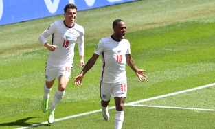 Lịch thi đấu bóng đá hôm nay 22/6: Anh là 'Tam sư' hay lại hóa... 3 con mèo