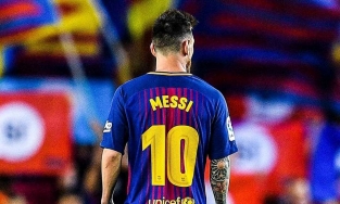 Messi chia tay Barca 