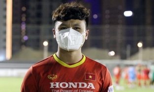 ĐT Việt Nam củng cố tinh thần trước trận cầu hứa hẹn sóng gió trước Saudi Arabia