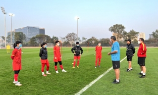 Tình cảnh chưa từng thấy ở ĐT nữ Việt Nam khi ra sân tập với 5 cầu thủ