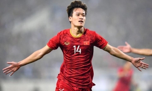 Hoàng Đức giành Quả bóng Vàng Việt Nam 2021