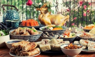 Bữa cơm tất niên và ý nghĩa của những món ăn Tết truyền thống
