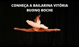 Không có tay, cô bé 16 tuổi vẫn trở thành vũ công ba lê