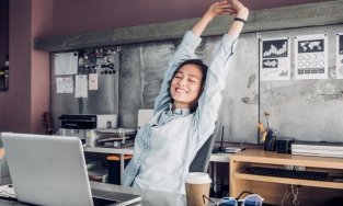 Điểm qua những bài tập thể dục nhẹ nhàng cho giới văn phòng