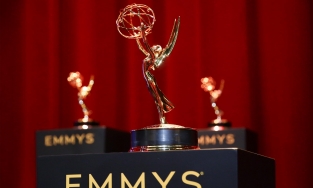 Thời trang Emmy Awards đặc biệt nhất từ trước đến nay