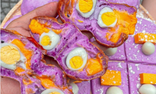 Bánh khoai mỡ tím phiên bản 'tròn vo' ngập tràn trứng cút kèm phô mai