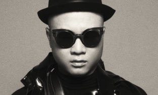 Đỗ Mạnh Cường là ai? Tiểu sử nhà thiết kế tài năng nhưng cũng không ít lần 'vạ miệng' 