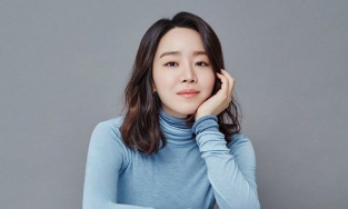 Học hỏi chàng hậu Mr.Queen tuyệt chiêu tẩy trang chống lão hoá cực hiệu quả