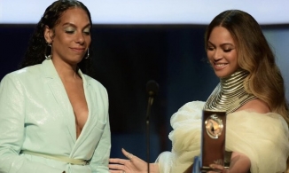 Beyonce lựa chọn chiếc váy voan của Nhà thiết kế Phương My lên sàn diễn