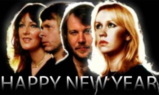 Happy New Year và những điều có thể bạn chưa biết: Giai điệu tươi vui ẩn chứa những nỗi buồn