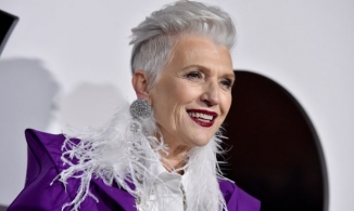 Mẹ của Elon Musk kể chuyện nuôi dạy 3 con thành đạt