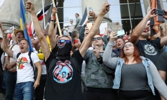 Châu Âu: Nhiều người tham gia phong trào ''chống khẩu trang''