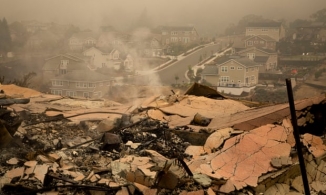 Cháy rừng tại Mỹ: California tiếp tục cháy lớn