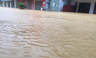 Thừa Thiên Huế: Cảnh bão lũ đặc biệt lớn