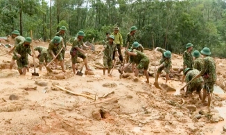 Sạt lở thủy điện Rào Trăng 3: Tìm thấy 7 thi thể trong đoàn cứu hộ 13 người