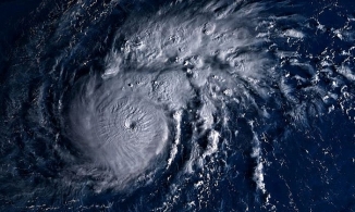 Bão Goni không mạnh lên trong một ngày qua