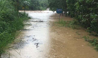 Thời tiết ngày 6/11: Miền Trung mưa lớn do ảnh hưởng bởi áp thấp nhiệt đới