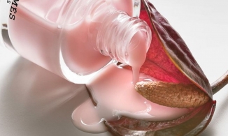 Squalane có khả năng dưỡng ẩm tốt hơn acid hyaluronic không?