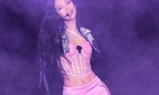 Trang phục biểu diễn siêu ngắn của BlackPink