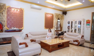 Vy Oanh khoe biệt thự 3000m² ở Hải Phòng: Hoành tráng, nội thất cơ bản, có bể bơi trong nhà