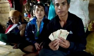 Tìm thấy 10 triệu trong túi áo cũ, người đàn ông đem trả tiền, chỉ lấy áo