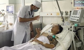 Vợ chồng ngộ độc pate Minh Chay hồi phục sau ba tháng tưởng chết