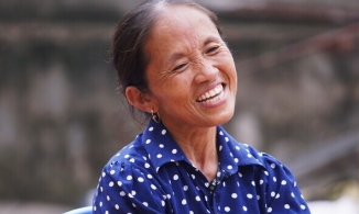 Kênh bà Tân Vlog 'tuột view' thê thảm sau lùm xùm của con trai