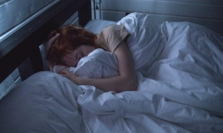 Nhiệt độ phòng ngủ bao nhiêu để ngăn ngừa bệnh tật và giảm cân?