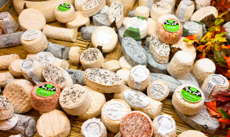 5 loại phô mai 'bốc mùi' nhất thế giới, loại 5 từng có giá 570 triệu đồng