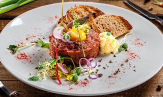 Tartare món ăn 100% từ thịt sống nhưng là món đặc sản tinh tế của Pháp 