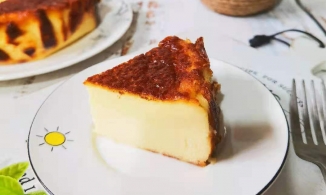 Cách làm bánh phô mai cháy “hot hít” tưởng không dễ mà dễ không tưởng