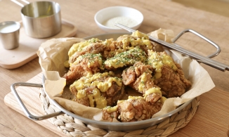 Cách làm gà rán sốt sữa chua cả trẻ nhỏ lẫn người lớn ăn đều khen tấm tắc