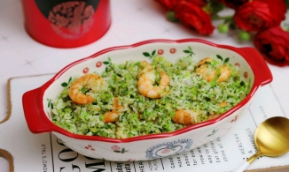 Cách làm cơm chiên bông cải với tôm thơm ngon bổ dưỡng