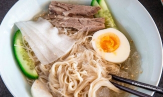 Cách làm mì lạnh Hàn Quốc chuẩn vị thơm ngon