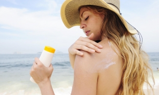 5 lưu ý khi thoa kem chống nắng để bảo vệ làn da hiệu quả trong mùa hè 