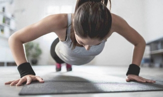 3 bài tập giúp vòng 1 săn chắc vừa đơn giản vừa nhanh chóng mà chẳng cần đến phòng gym