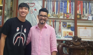 Đoàn Văn Hậu chụp ảnh cùng 'bố vợ tương lai', khẳng định chuyện tình cảm với Doãn Hải My