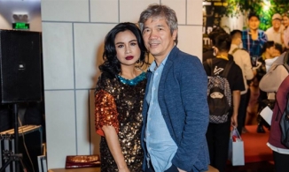 Thanh Lam trang điểm đậm, mặc váy siêu ngắn e ấp bên bạn trai bác sĩ