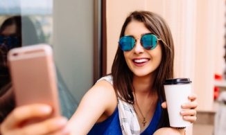 Selfie nhiều cũng là cách luyện tập để có những bức ảnh đẹp