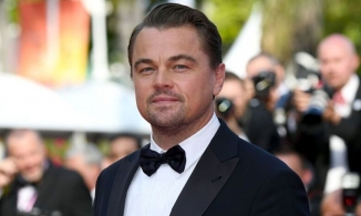 Leonardo DiCaprio tắm vitamin C làm đẹp da