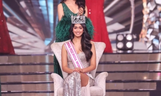 Nhan sắc ngọt ngào, quyến rũ của nữ chuyên gia tài chính vừa đăng quang Hoa hậu Ấn Độ 2022