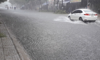 Vùng áp thấp chuyển hướng và mạnh lên, Hà Nội có thể có mưa giông ngày 8/8