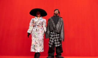 2022 gõ cửa, tổng kết lại những màn lên đồ ấn tượng nhất 2021 của các cặp đôi đình đám Hollywood