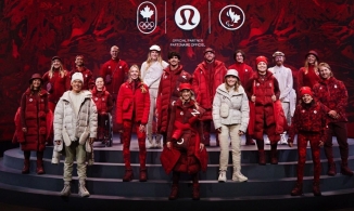 Nhìn lại lễ khai mạc Olympic Bắc Kinh 2022: Đấu trường thể thao trở thành sàn diễn thời trang?