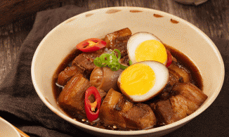 Vì sao thịt kho hột vịt là món không thể thiếu trong mâm cỗ Tết miền Nam