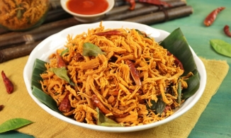 Cách làm khô gà lá chanh cực ngon, cả gia đình ai ăn cũng tấm tắc khen