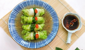 Cách làm cải thảo cuộn tôm cá lạ miệng để đổi gió cho bữa cơm cuối tuần